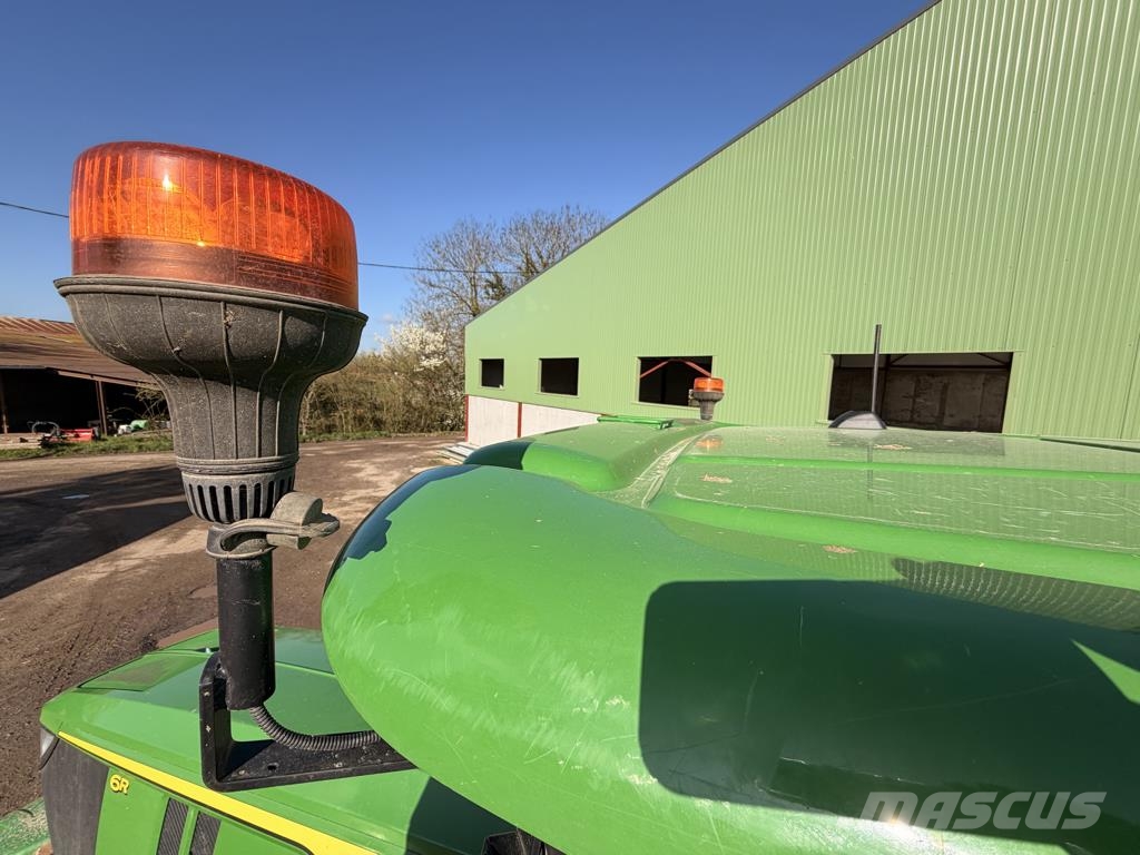 John Deere 6R250 Traktori