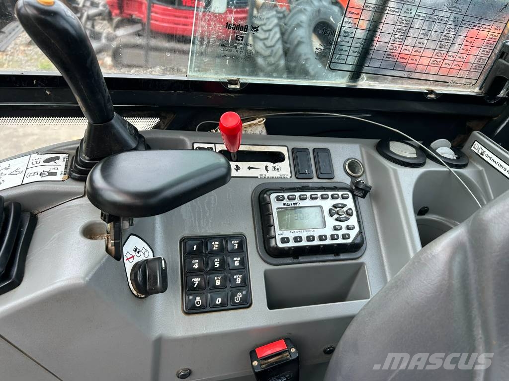 Bobcat E 26 Mini kotrók < 7t