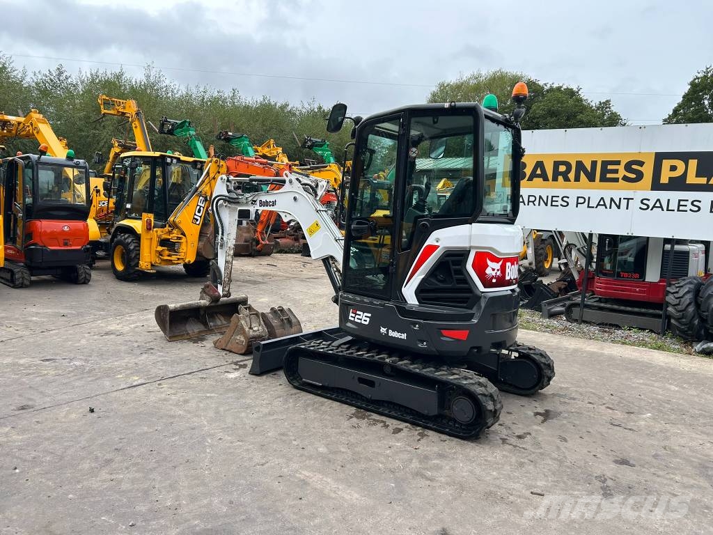 Bobcat E 26 Mini kotrók < 7t