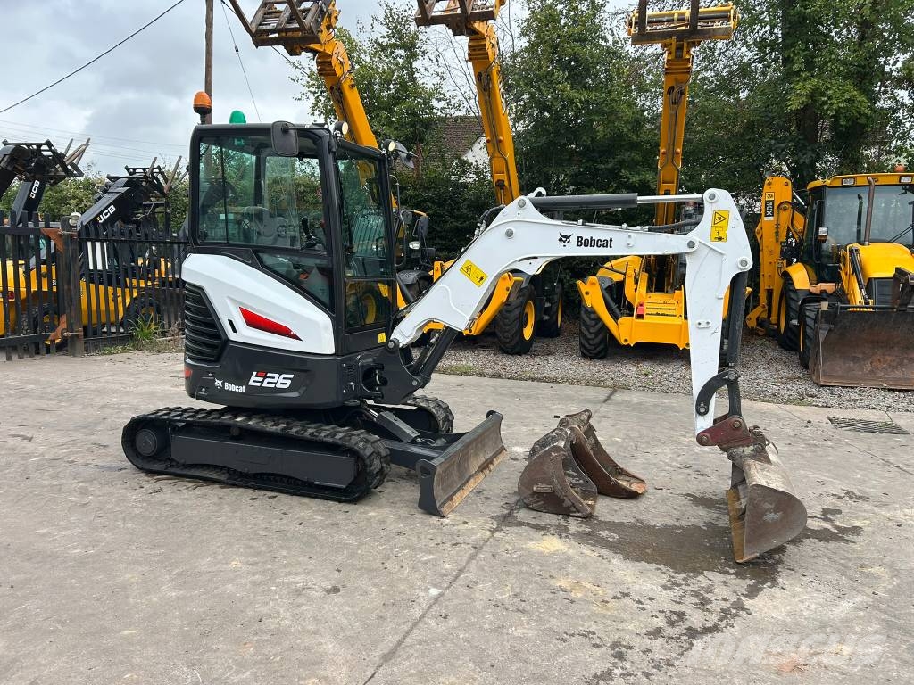 Bobcat E 26 Mini kotrók < 7t