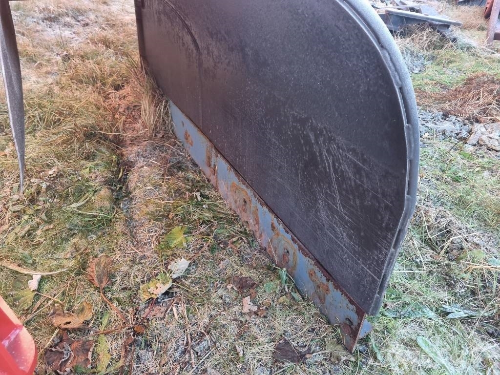 Uni-väg UV-400 Alisador de neve