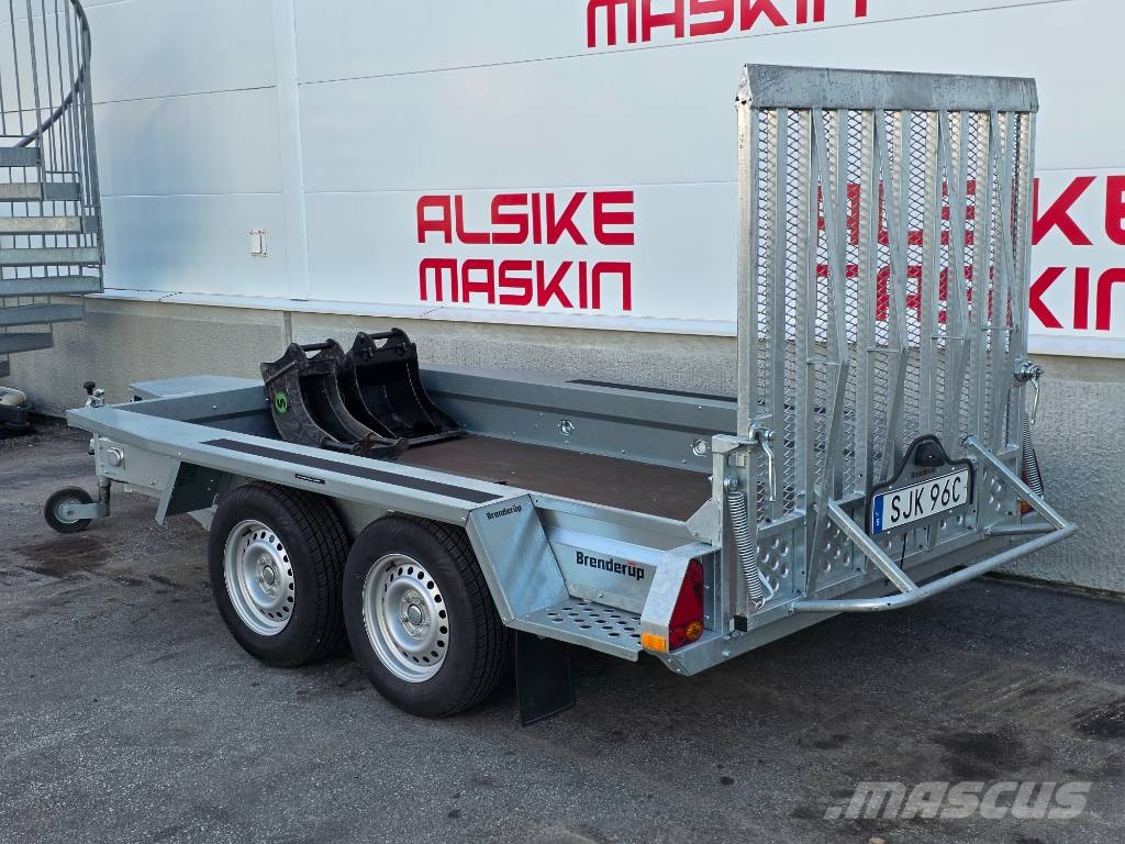 Volvo EC 18 E med Brenderup släp حفارات صغيرة أقل من 7 طن (حفارات صغيرة)