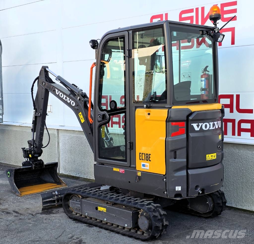 Volvo EC 18 E med Brenderup släp حفارات صغيرة أقل من 7 طن (حفارات صغيرة)