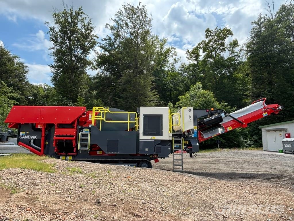 Sandvik QJ 241 Mobile Brecher