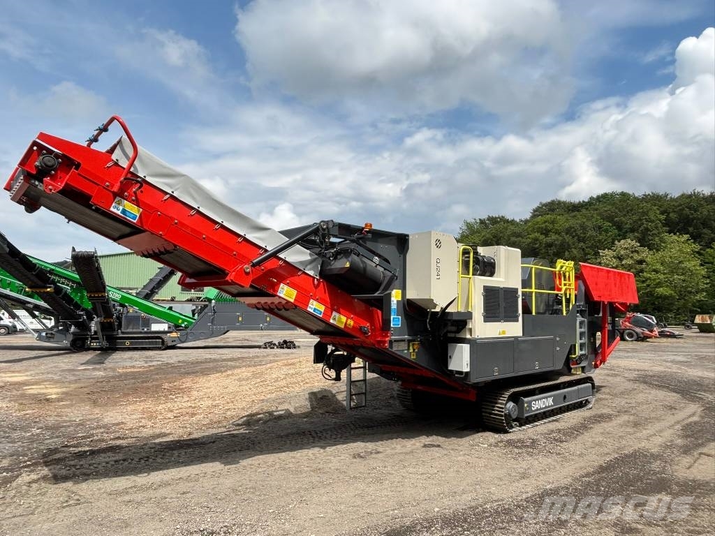 Sandvik QJ 241 Mobile Brecher
