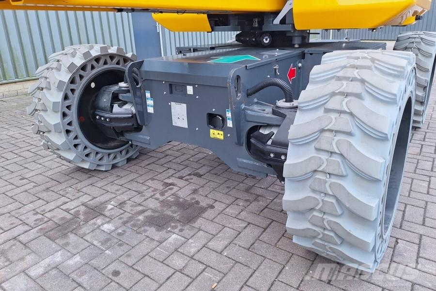 Haulotte HA20LEPRO Valid Inspection, Hybrid, 4x4x4 Drive, 2 ブームリフト　屈伸型