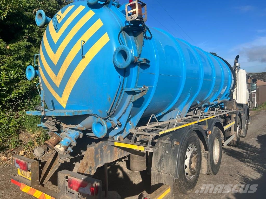 Scania P 360 탱커 트럭