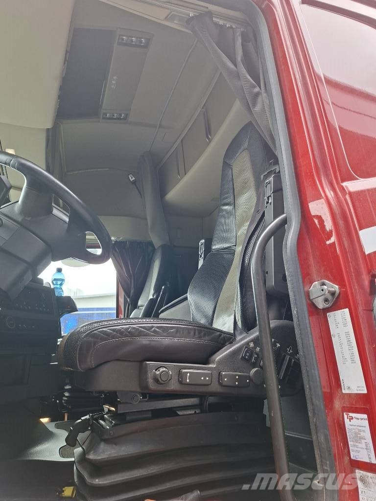 Volvo FH 13 Camiones volquete para virutas de madera