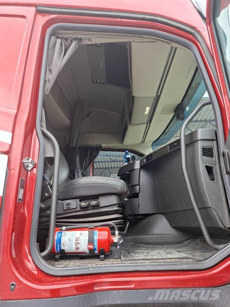 Volvo FH 13 Camiones volquete para virutas de madera