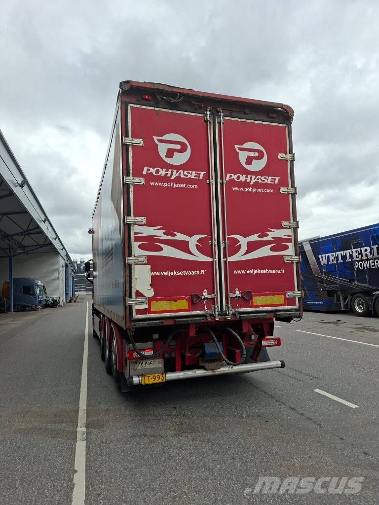 Volvo FH 13 Camiones volquete para virutas de madera