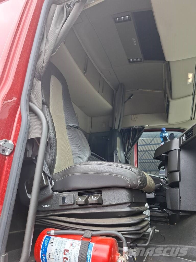 Volvo FH 13 Camiones volquete para virutas de madera