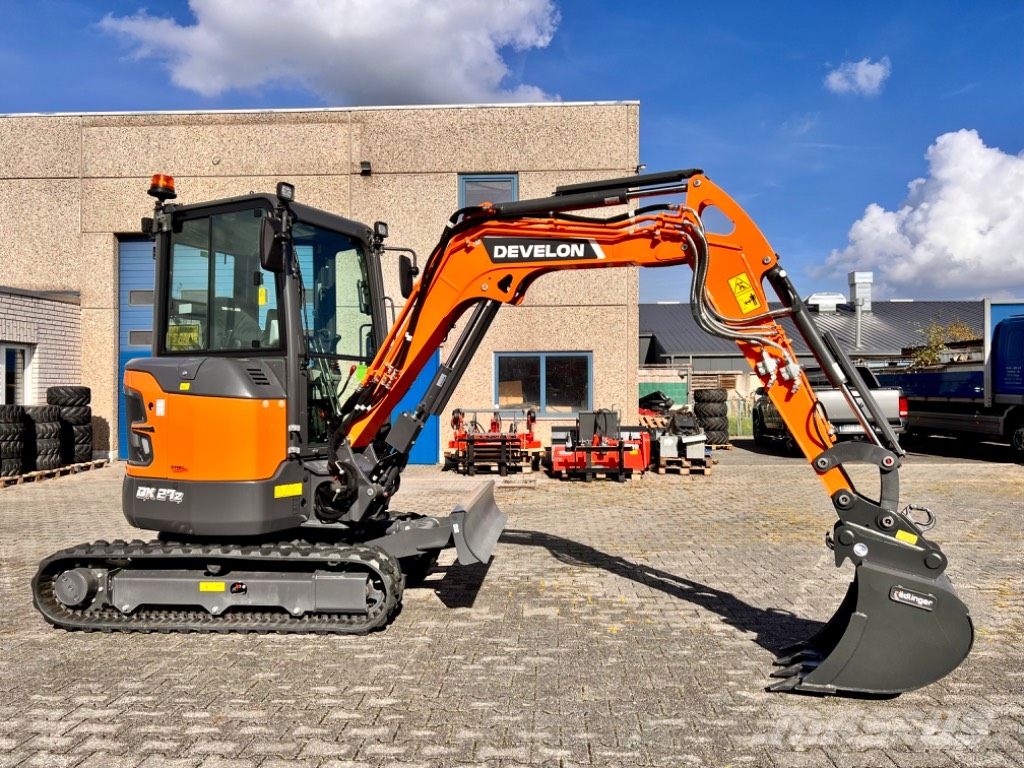 Develon DX27 Kaufen Mieten Minibagger Minibagger < 7t
