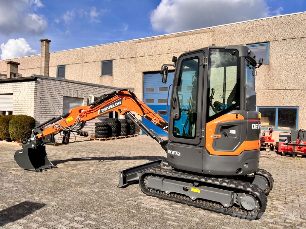 Develon DX27 Kaufen Mieten Minibagger Minibagger < 7t