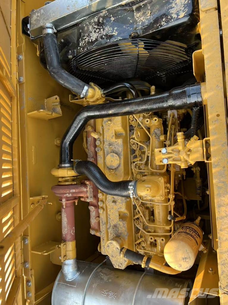 CAT 320 C L Amphibious Excavator Kétéltű markolók