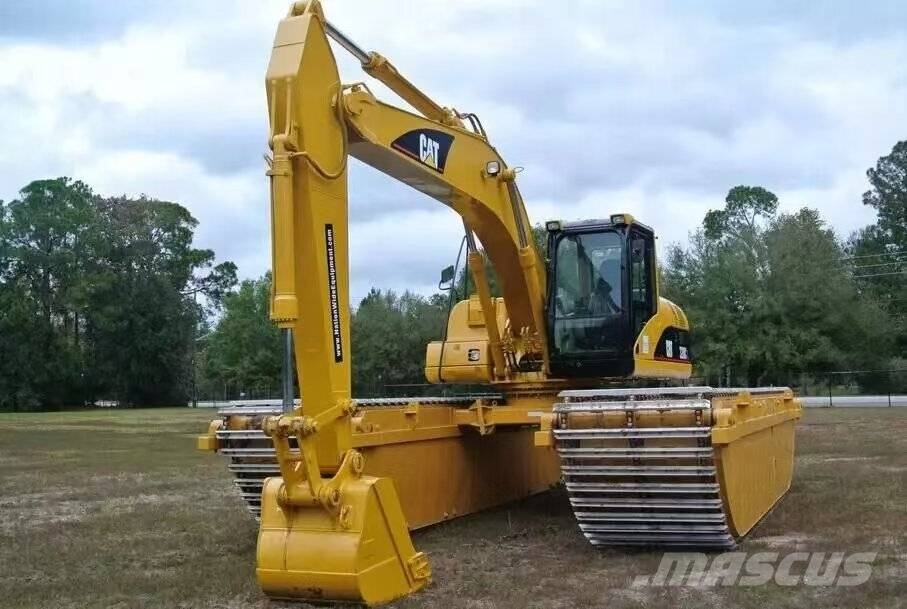 CAT 320 C L Amphibious Excavator Kétéltű markolók