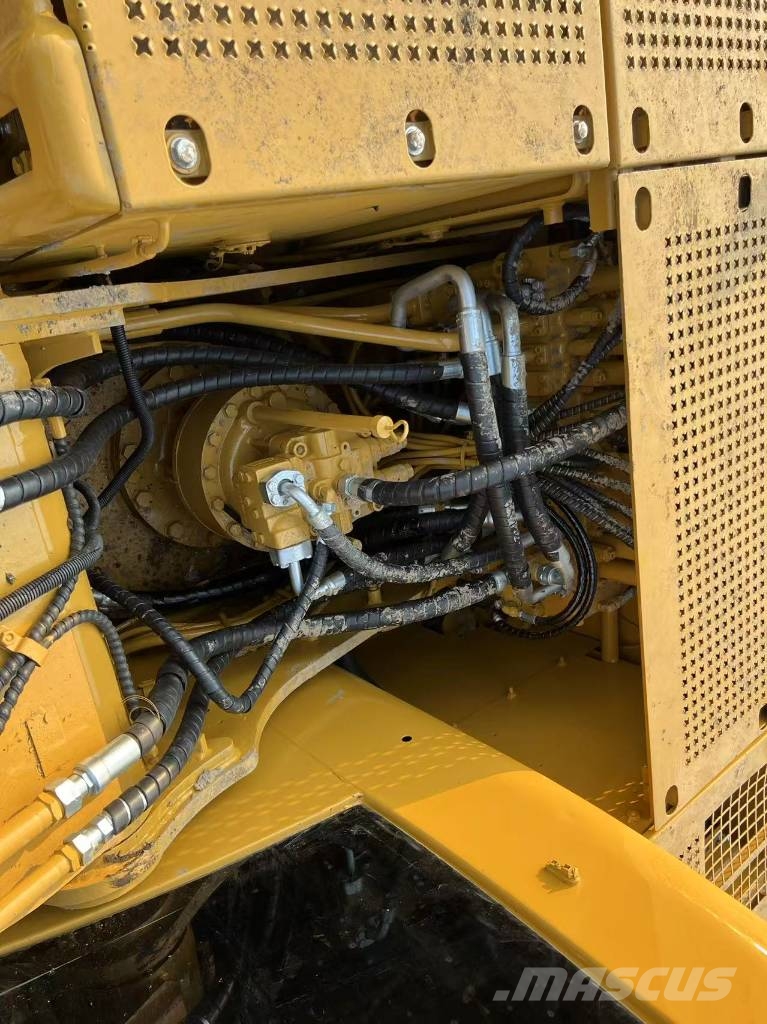 CAT 320 C L Amphibious Excavator Kétéltű markolók