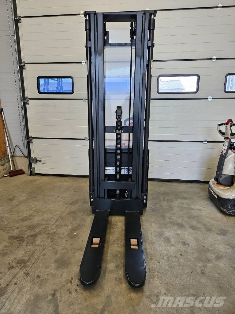 Doosan BSL16N Pinontavaunu Ledestablere