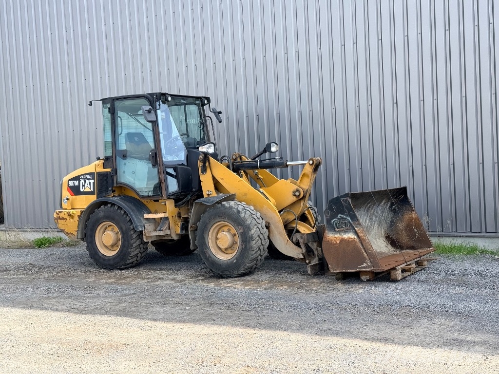 CAT 907 M Pale gommate
