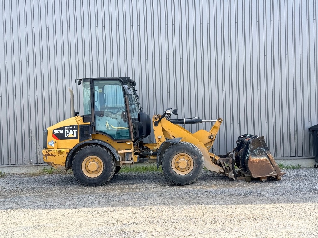 CAT 907 M Pale gommate