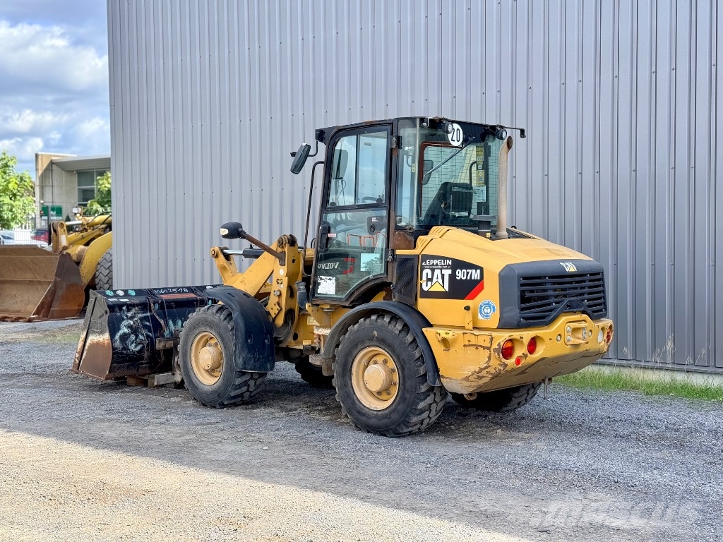 CAT 907 M Pale gommate