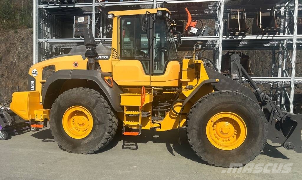 Volvo L 120 H Læssemaskiner på hjul