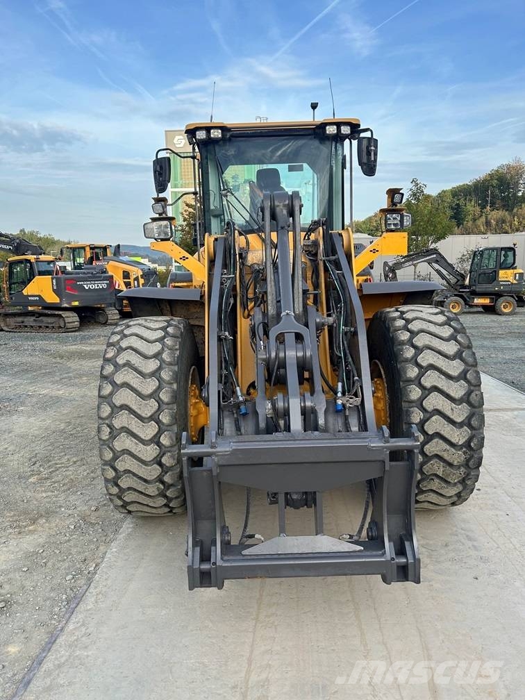 Volvo L 120 H Pás carregadoras de rodas