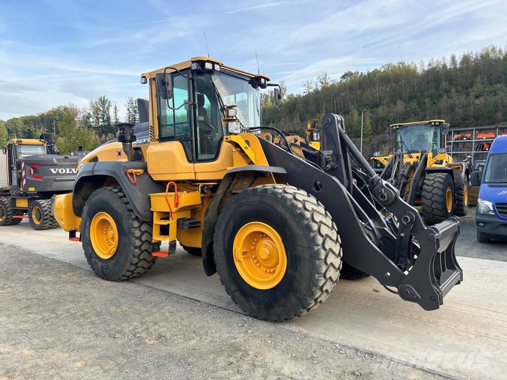 Volvo L 120 H Pás carregadoras de rodas