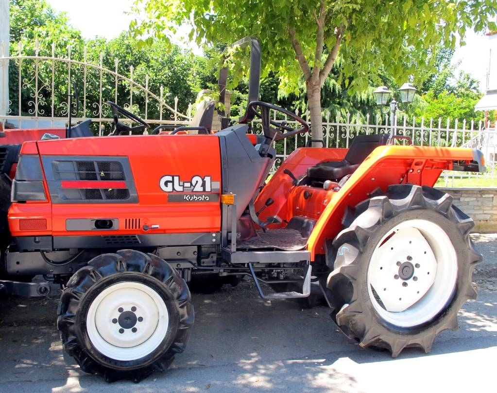 Kubota GL-21 4WD ΥΔΡ.ΤΙΜΟΝΙ Traktorok