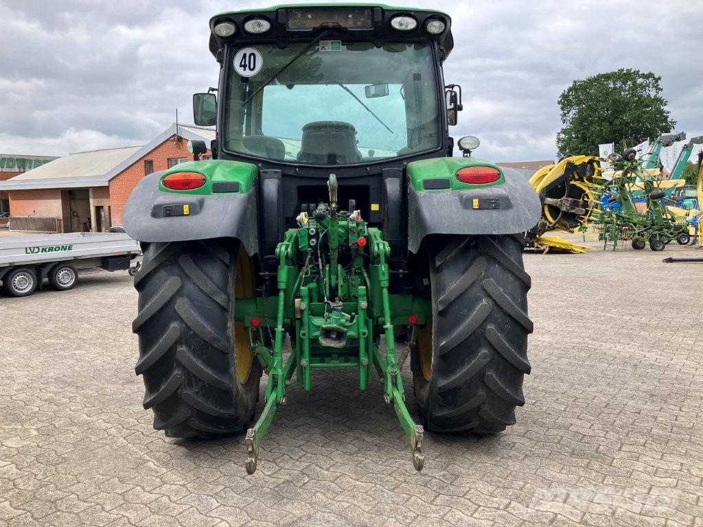 John Deere 6125R Трактори