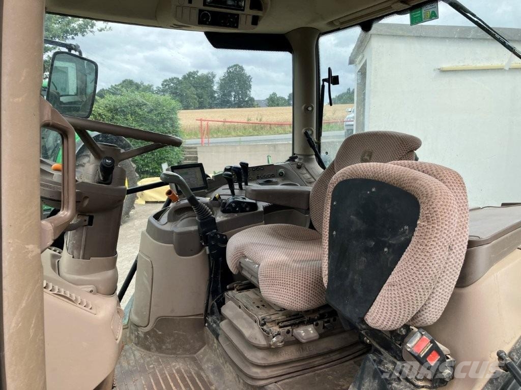 John Deere 6125R Трактори