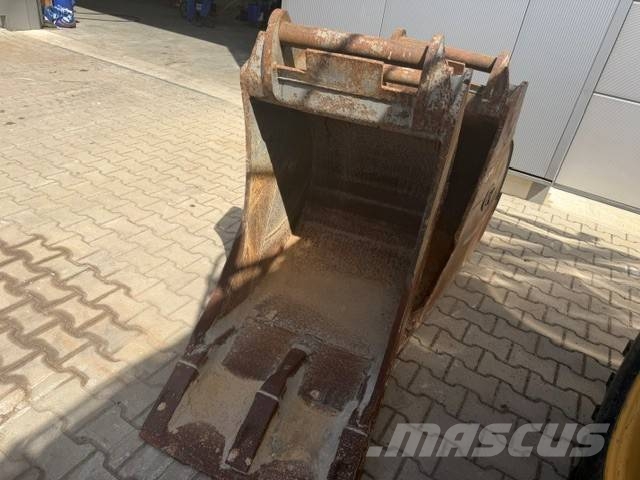 KSW 700er Breite auf OQ70/55 Retroexcavadoras