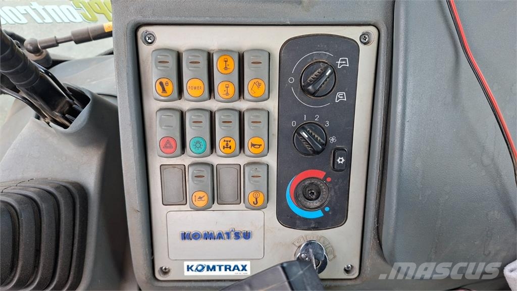 Komatsu WB 97 R-5EO Muu