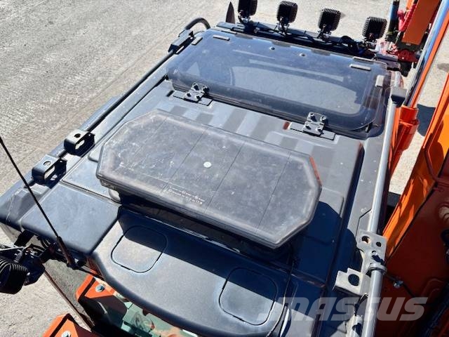 Hitachi ZX 135US-7 Stage V/ Rototilt+Pihdit,Rasvari Ym 履带挖掘机