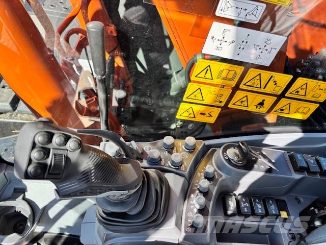 Hitachi ZX 135US-7 Stage V/ Rototilt+Pihdit,Rasvari Ym 履带挖掘机