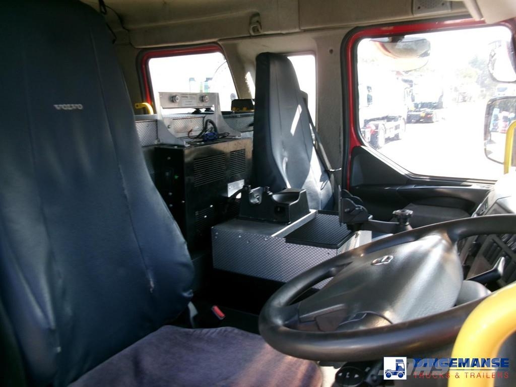 Volvo FL280 4X2 RHD crewcab fire engine + pump & waterta 消防车