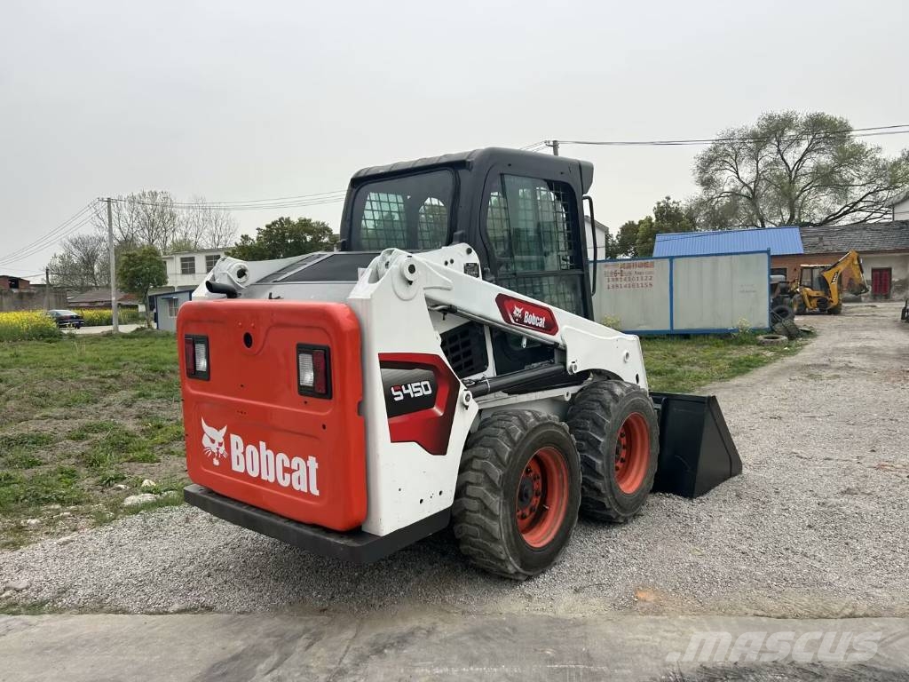 Bobcat S 450 スキッドステアローダー