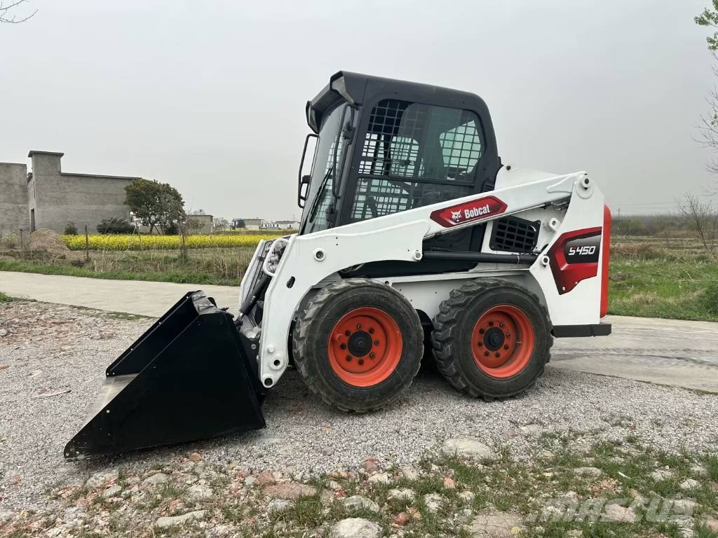 Bobcat S 450 スキッドステアローダー