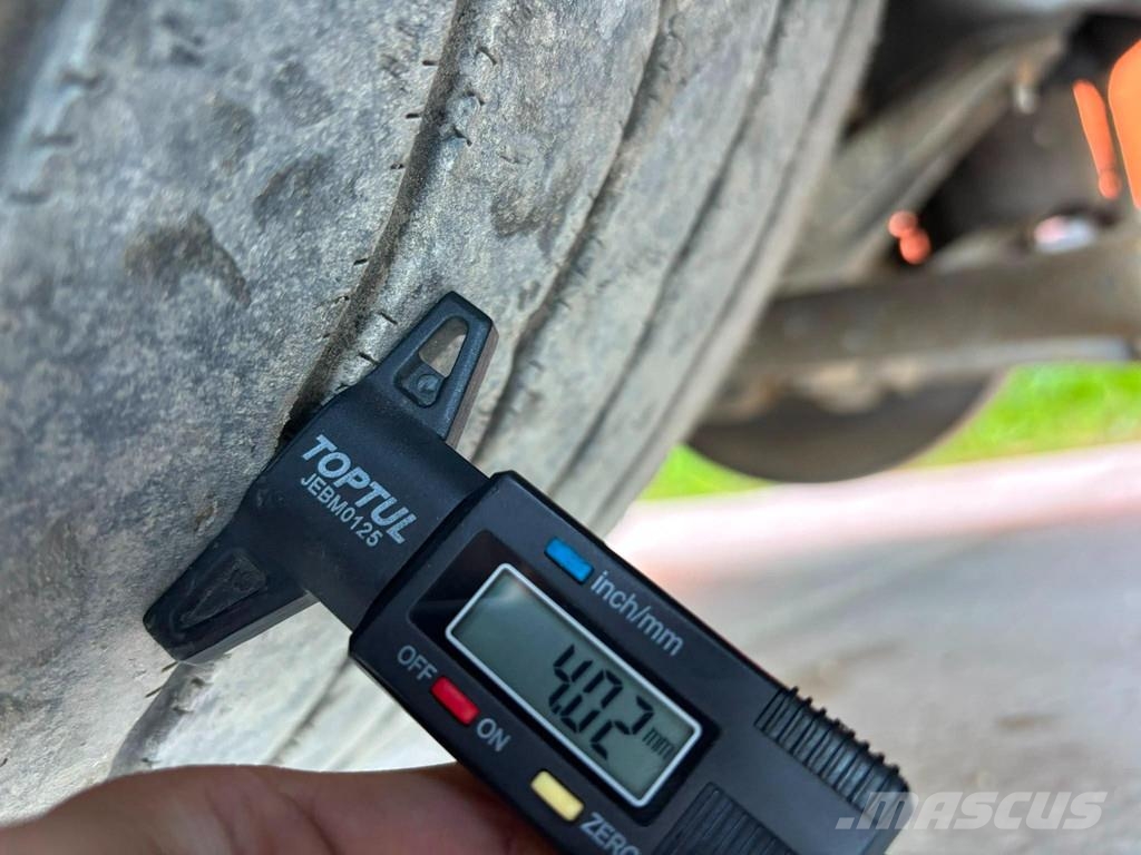 Volvo FM410 6x2*4 CARRIER SUPRA 950 MT / 2 ZONE FRIDGE Isotermos y frigoríficos