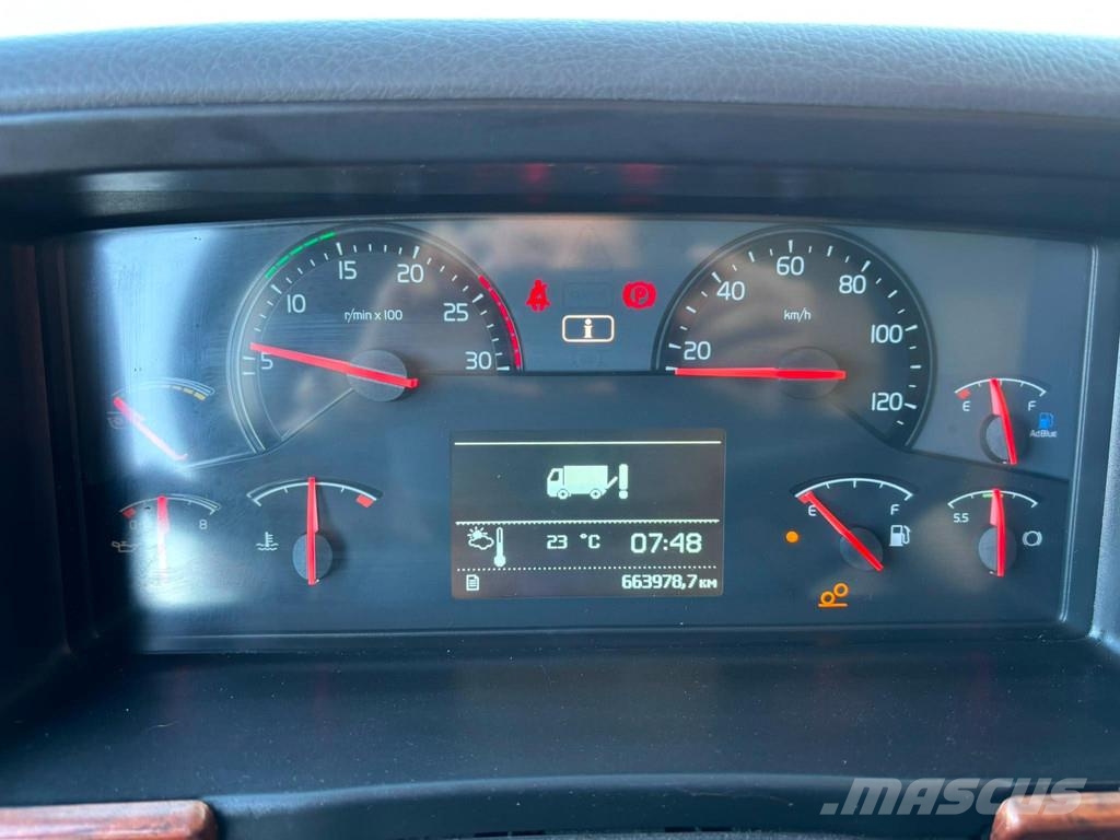 Volvo FM410 6x2*4 CARRIER SUPRA 950 MT / 2 ZONE FRIDGE Isotermos y frigoríficos