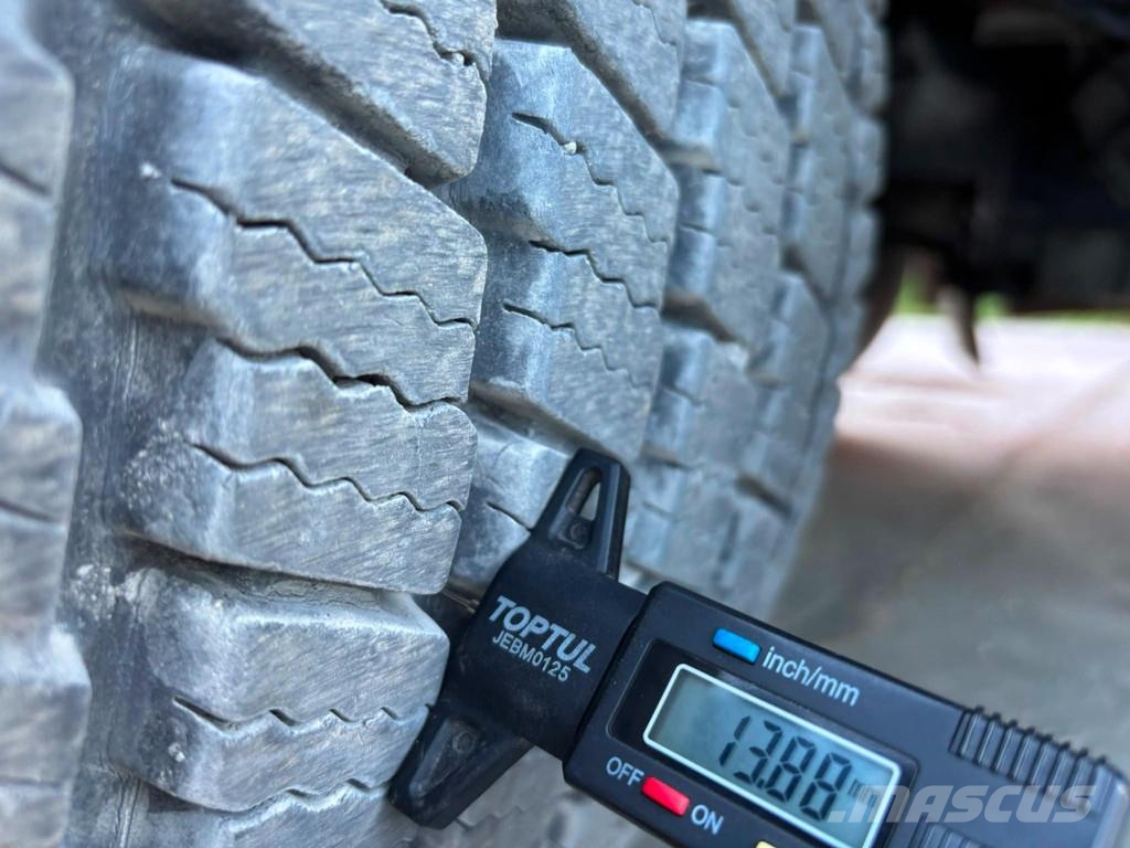 Volvo FM410 6x2*4 CARRIER SUPRA 950 MT / 2 ZONE FRIDGE Isotermos y frigoríficos