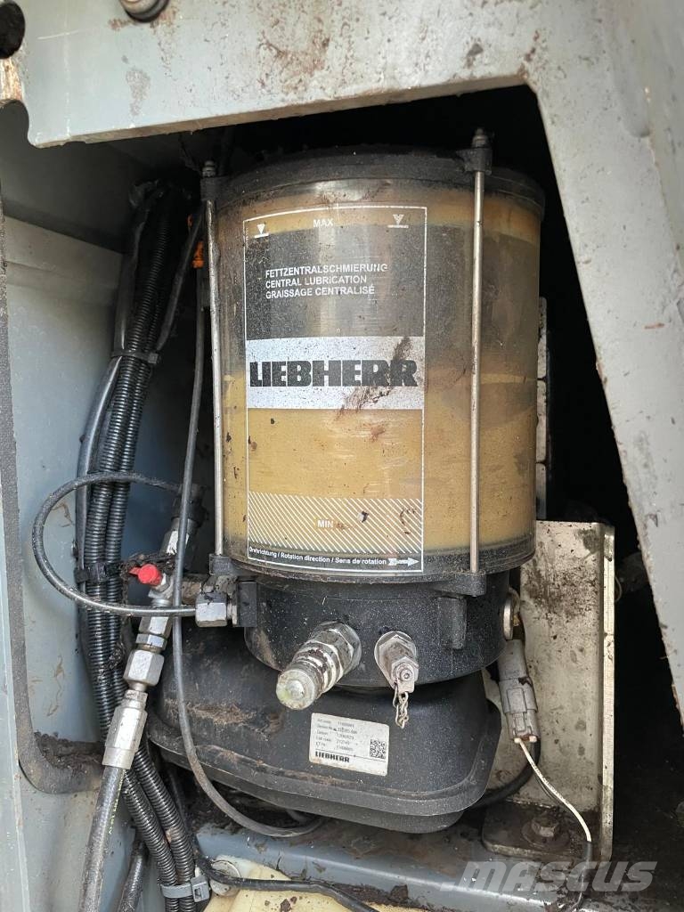 Liebherr L556 Фронтальные погрузчики
