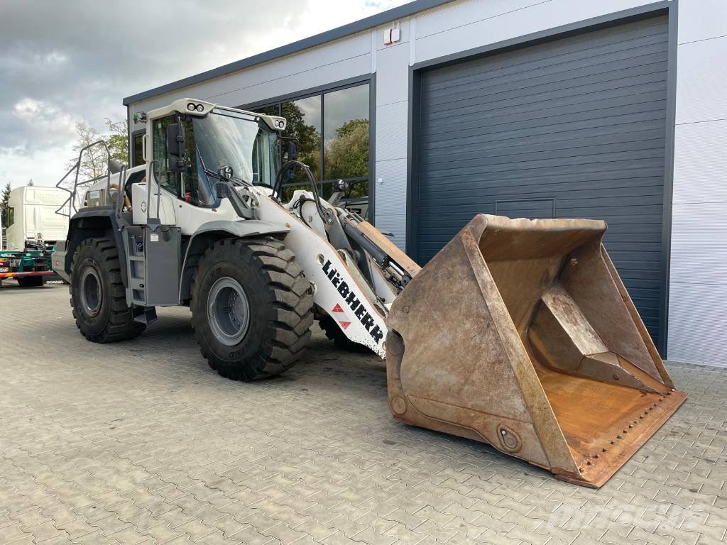 Liebherr L556 Фронтальные погрузчики