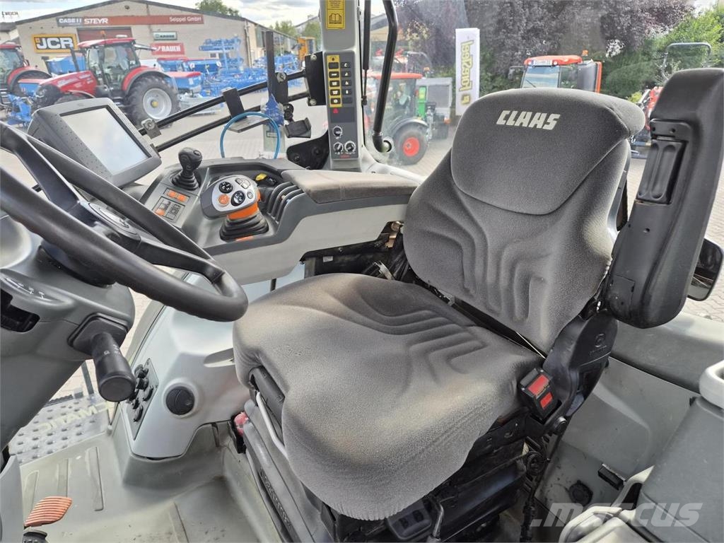 CLAAS AXION 810 Tracteur
