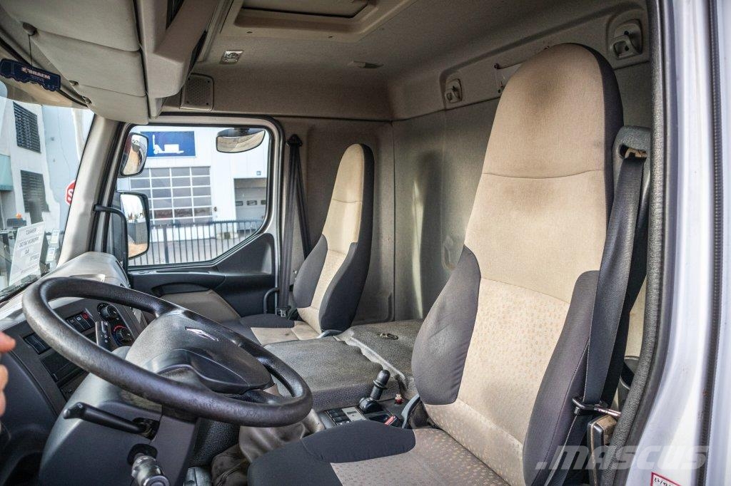 Renault PREMIUM 340 DXI-6X2 Kofferaufbau