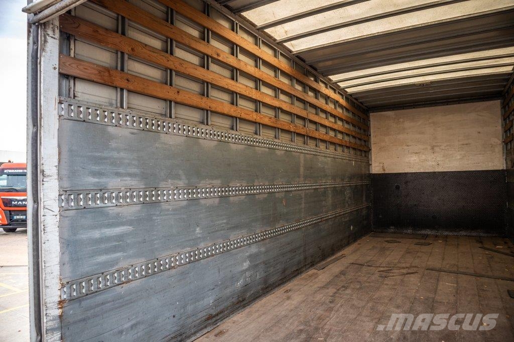 Renault PREMIUM 340 DXI-6X2 Kofferaufbau