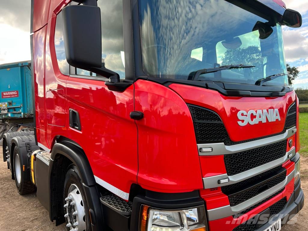 Scania P 450 牵引车