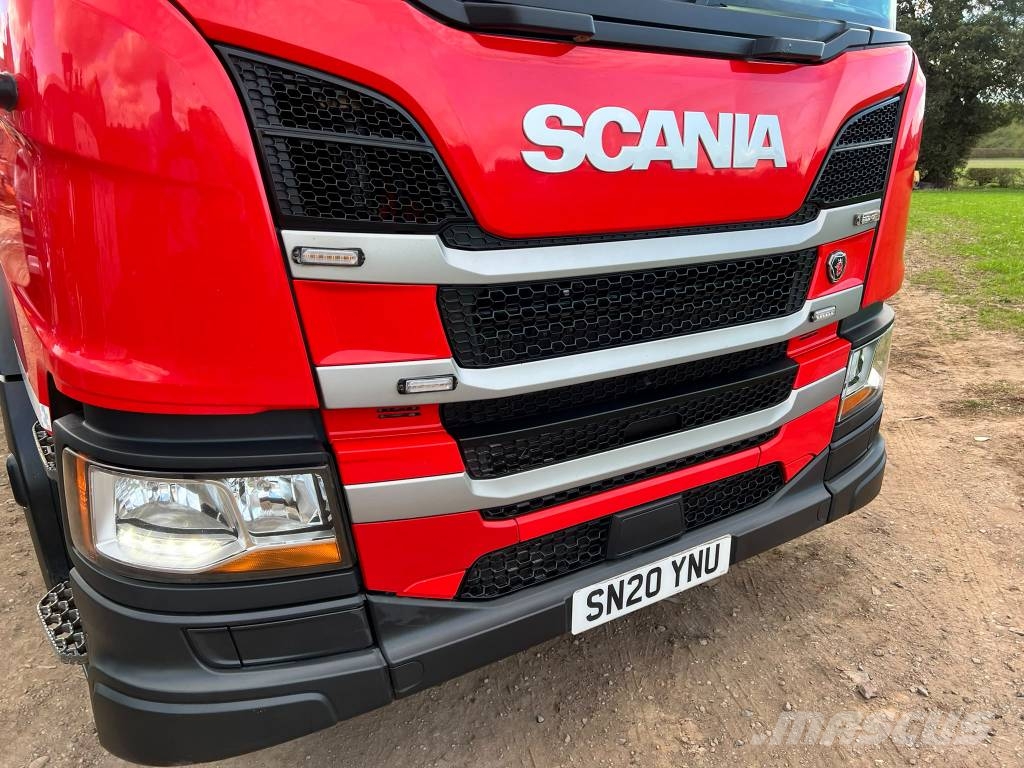 Scania P 450 牵引车