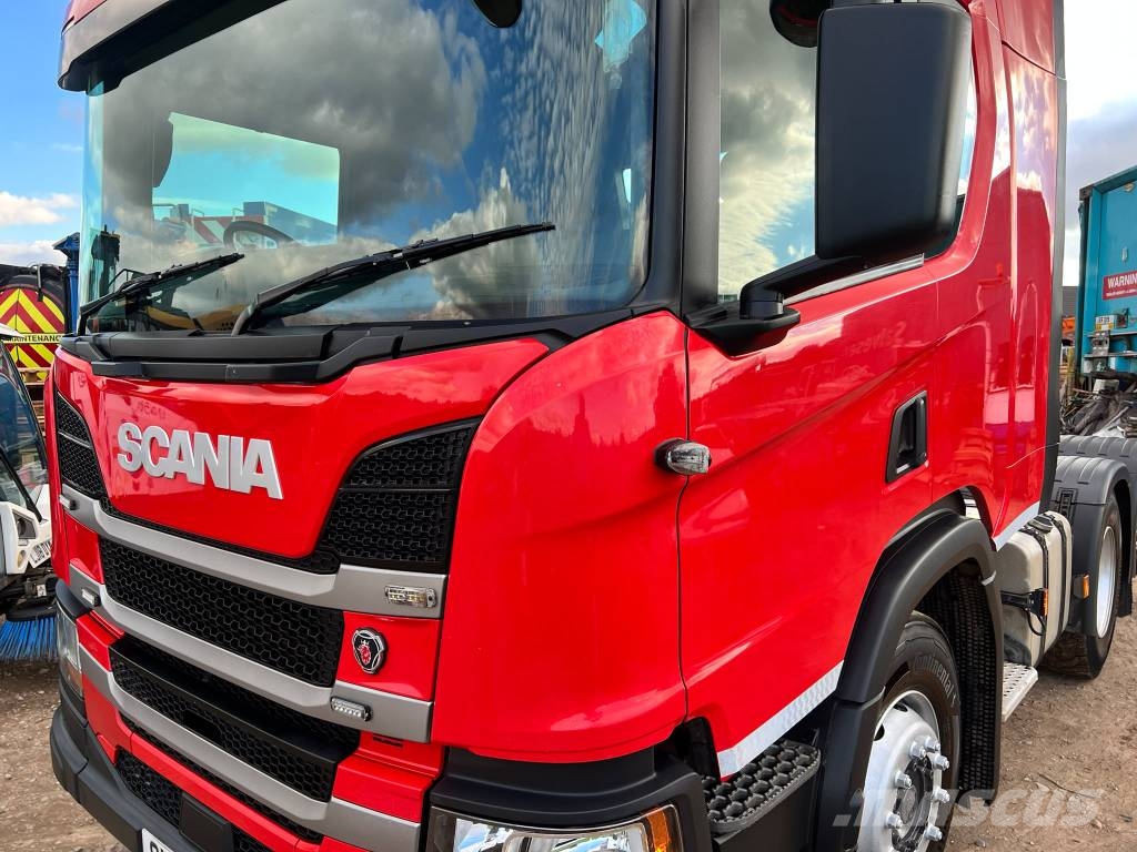 Scania P 450 牵引车