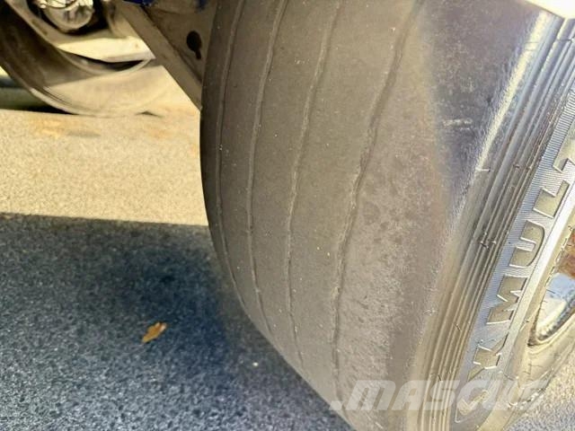 MOL Thermo /Stahl Alu/Liftachse/ 28 m³ Kippipuoliperävaunut