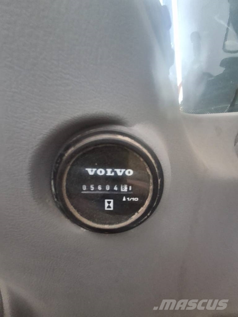 Volvo EC 140 EL 履带挖掘机